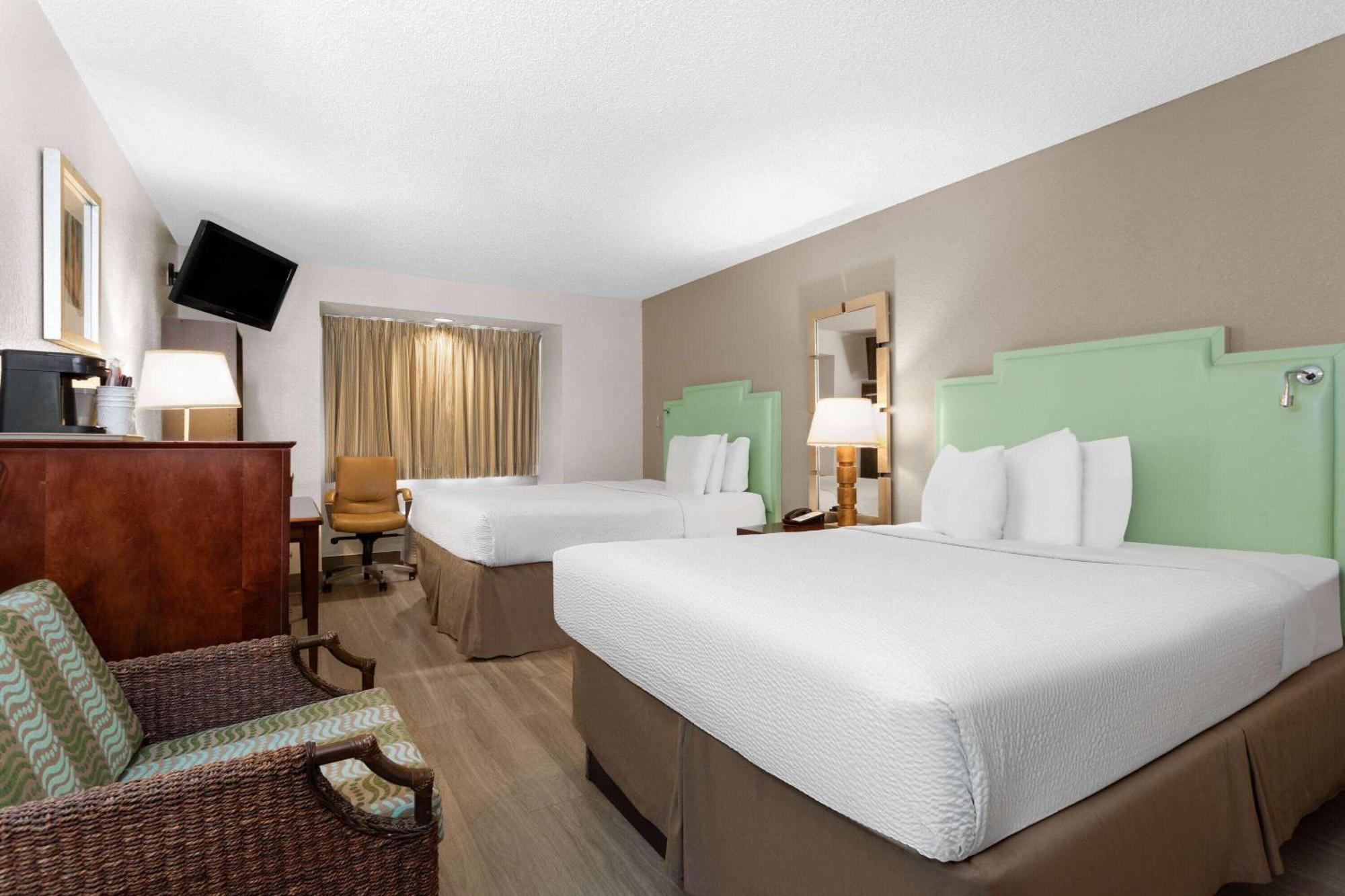 Baymont By Wyndham Orlando-International Dr-Universal Blvd Bagian luar foto