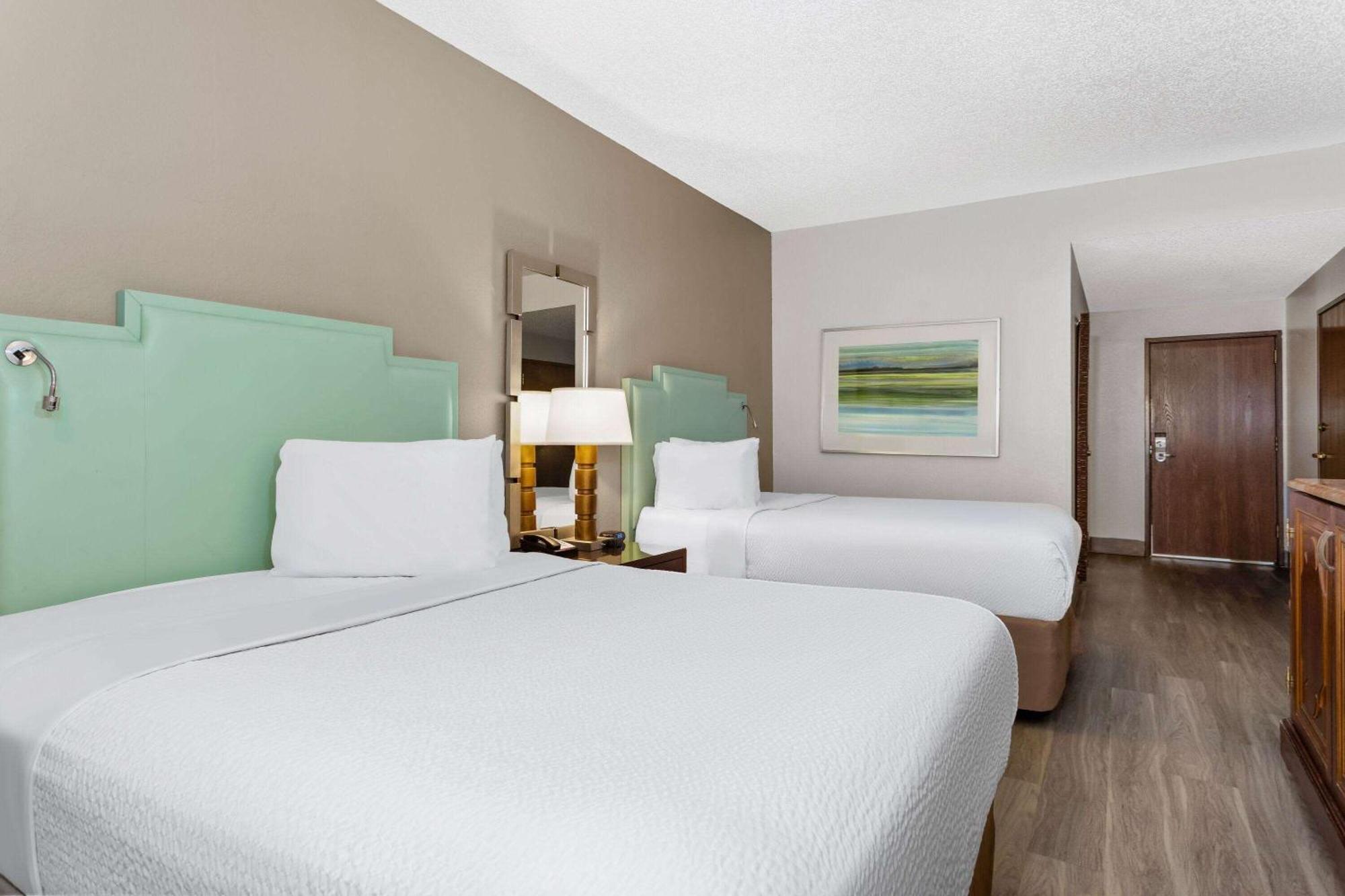 Baymont By Wyndham Orlando-International Dr-Universal Blvd Bagian luar foto
